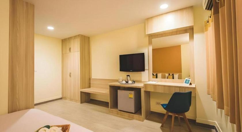 New Suanmali Hotel Bangkok Exterior foto