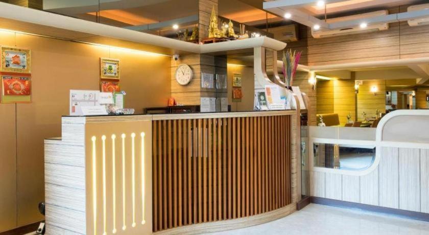 New Suanmali Hotel Bangkok Exterior foto